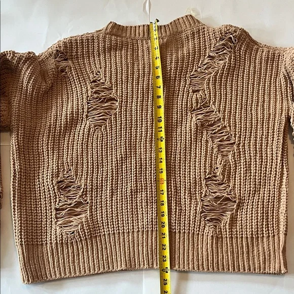 POL Tan Distressed Crew Neck Sweater woman’s oversized small beige chunky top - Picture 9 of 10